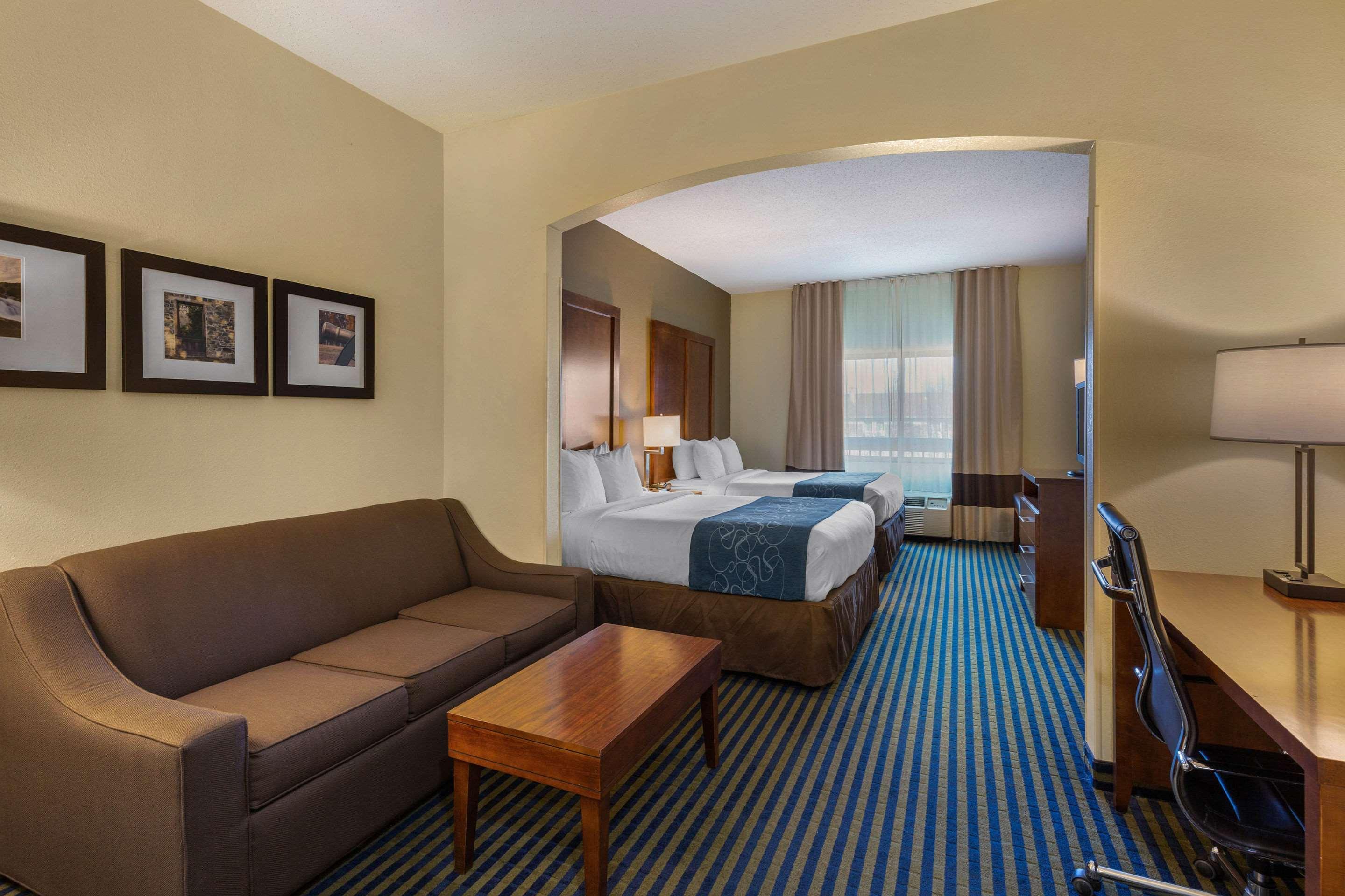 Holiday Inn Express & Suites Leesburg - Historic District By Ihg Eksteriør bilde
