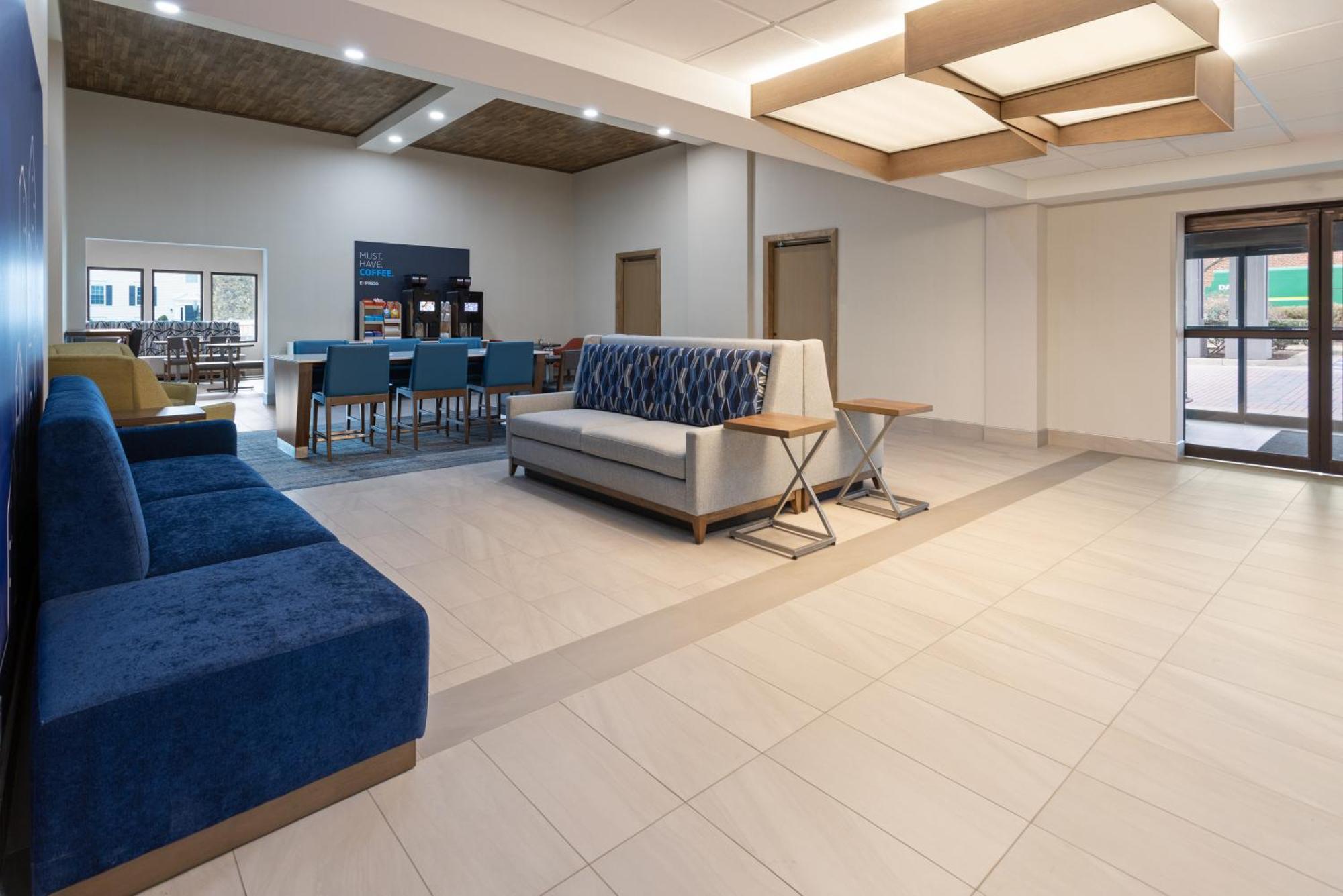 Holiday Inn Express & Suites Leesburg - Historic District By Ihg Eksteriør bilde