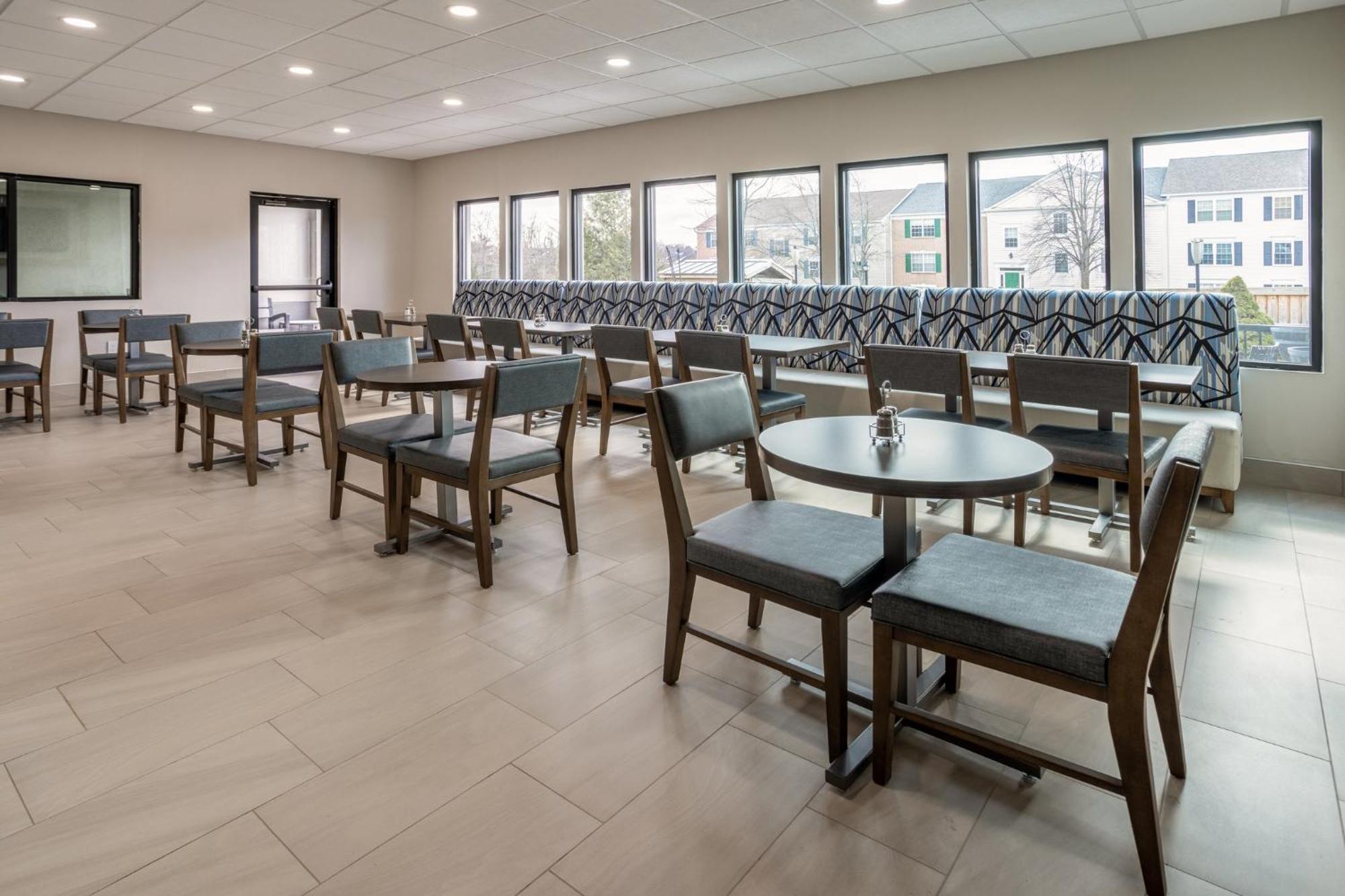 Holiday Inn Express & Suites Leesburg - Historic District By Ihg Eksteriør bilde